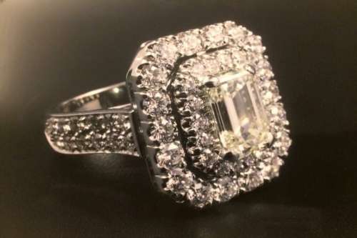 Anello con Diamante ottagonale - Ring diamond emerald cut